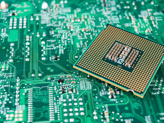 CPU connector on the circuit motherboard with pressure contacts for connecting a silicon microprocessor, CPU selection during computer assembly, computer device