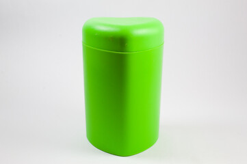 Pote verde com tampa em formato de coração