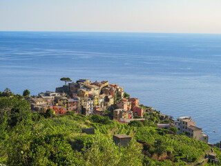 Fototapeta na wymiar View of Corniglia, a beautiful hilltop italian village in the Cinque Terre