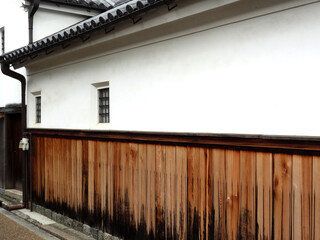 Fototapeta na wymiar 重要伝統的建造物群保存地区今井町の漆喰の壁