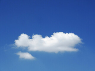 白い雲と青空