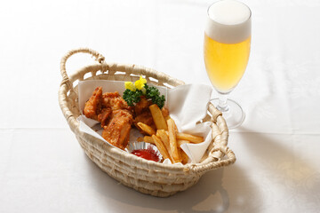 唐揚げとビール