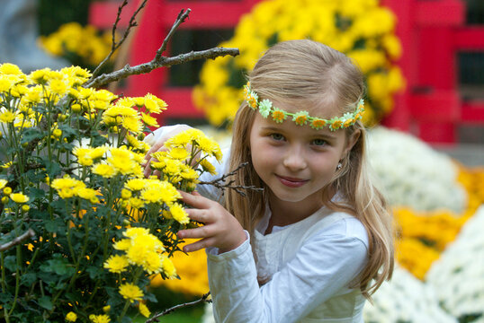 Alina Dunkel als Modell f&uuml;r Werbebilder zur Lahrer Chrysanthema.