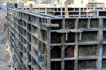 Demountable formwork. Concrete foundation construction.