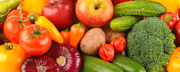 Composition of ripe and fresh vegetables and fruits.
