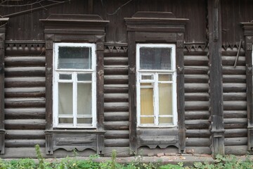 Fototapeta na wymiar window frames of an old abandoned house