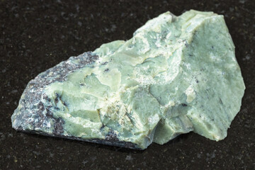 natural mineral from geological collection - raw Teisky Jade (Hantigyrite, khakassian serpentine)...