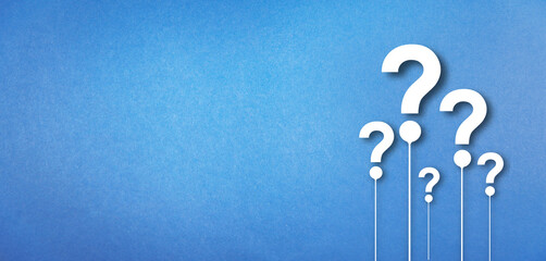 question mark on blue background, question mark concept - obrazy, fototapety, plakaty