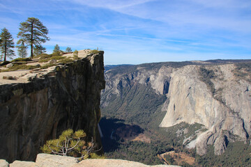 Taft Point, view to the Valley and El Capitan, Yosemite National Park in the USA