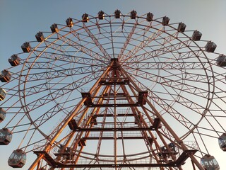 ferris wheel in the park