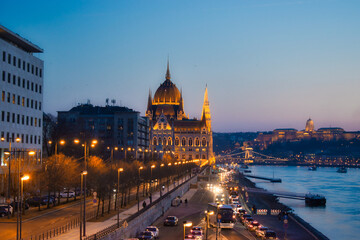 Fototapeta na wymiar Hungarian parliament side view at dusk, Budapest, Hungary