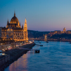 Naklejka na ściany i meble Hungarian parliament side view at dusk, Budapest, Hungary