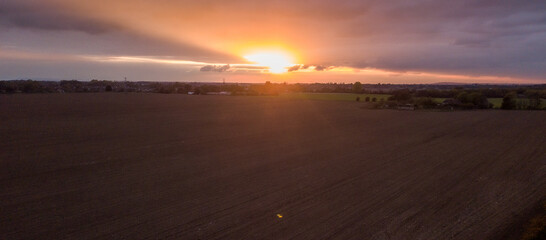 Fototapeta na wymiar Sunset over Hampshire fields