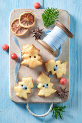 Top view of butter cookie chain for Christmas