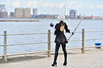 コスプレの女性”2B