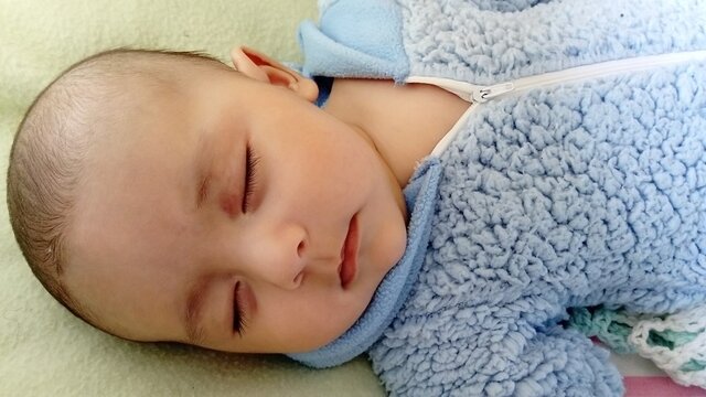 bebe durmiendo