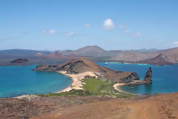 Foto op Canvas uitzicht vanaf de top op het eiland Bartolome © Manuel Mejia