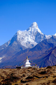 Nepal Everest Base Camp Trek Trekking Culture Religion Outdoor Adventure