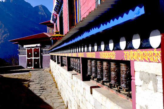 Nepal Everest Base Camp Trek Trekking Culture Religion Outdoor Adventure