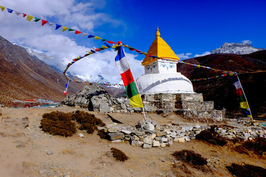 Nepal Everest Base Camp Trek Trekking Culture Religion Outdoor Adventure