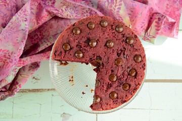 Gluten free beetroot cake with chocolate chips 