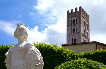 Lucca, the architectures of the city