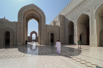 Fototapeta na wymiar Sultan Qabus Mosque Oman
