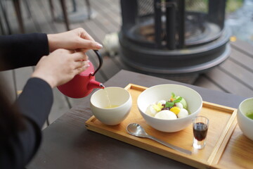 あんみつとお茶