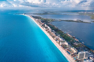 Fototapeta premium Cancun panorama of beach during day