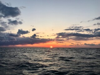 Obraz premium sunset on the sea