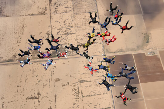 Skydiving Large Group Formation