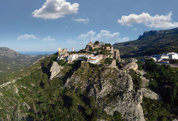 Fototapeta na wymiar Aerial view El Castell de Guadalest and surroundings. Spain