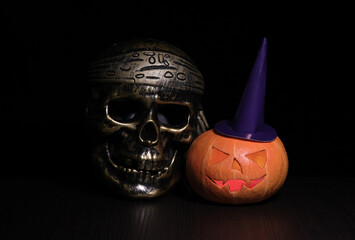 pumpkin and skull, Halloween attributes