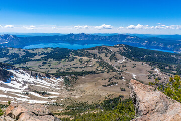 Crater Lake National Park, Oregon, USA © Pernelle Voyage