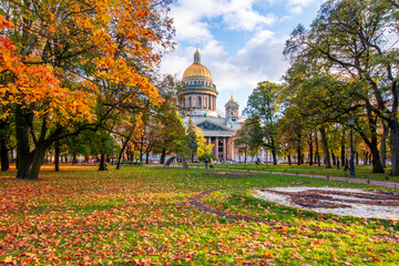 St. Isaac's Cathedral and Alexander garden in autumn, Saint Petersburg, Russia