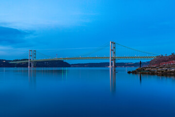 Fototapeta na wymiar Narrows bridge in Tacoma Washington during the blue hour