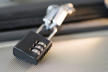 small Luggage lock, magnetic closure combinations, safety on the road