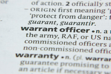 Word or phrase Warrant Officer in a dictionary.