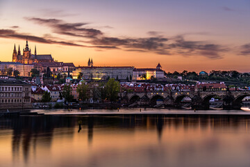 Fototapeta premium A beautiful summer dawn full of colors in the historic center of Prague.