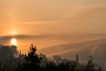 Sonnenaufgang im Herbst