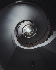 Fototapeta premium spiral staircase in the skyscraper