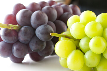 巨峰とマスカット