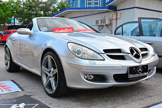 Mercedes Benz slk at Hot Import Nights car show in Pasig, Philippines