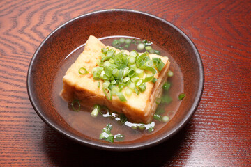 揚げ豆腐の煮物