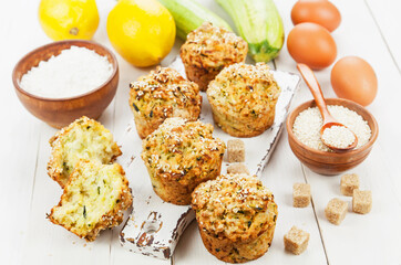 Muffins with zucchini and lemon