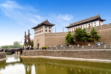 Fototapeta na wymiar City wall of Xi'an, Yongning Gate, Sothern Gate