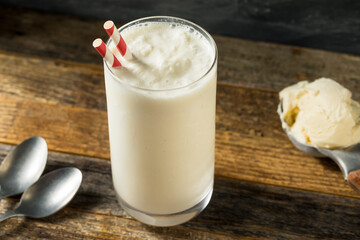 Homemade Frozen Vanilla Milkshake