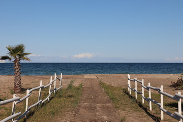 Sentiero verso la spiaggia