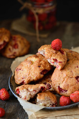 strawberry cookies