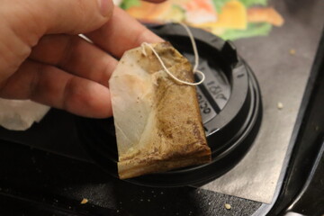 used tea bag withfruit smell